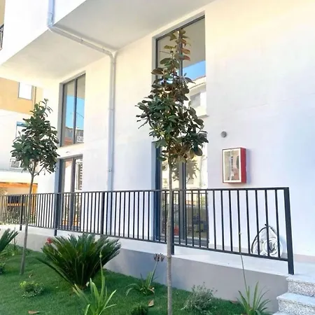 Appartement Salt & Golem (Tirana)